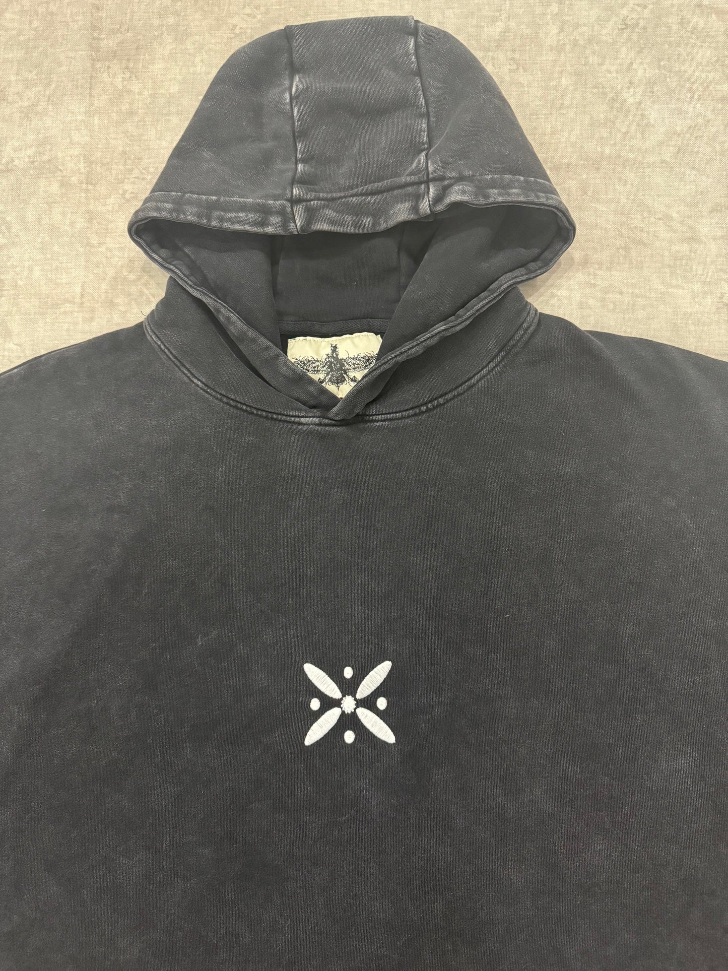 Jâvidân Hoodie (PRE-ORDER)